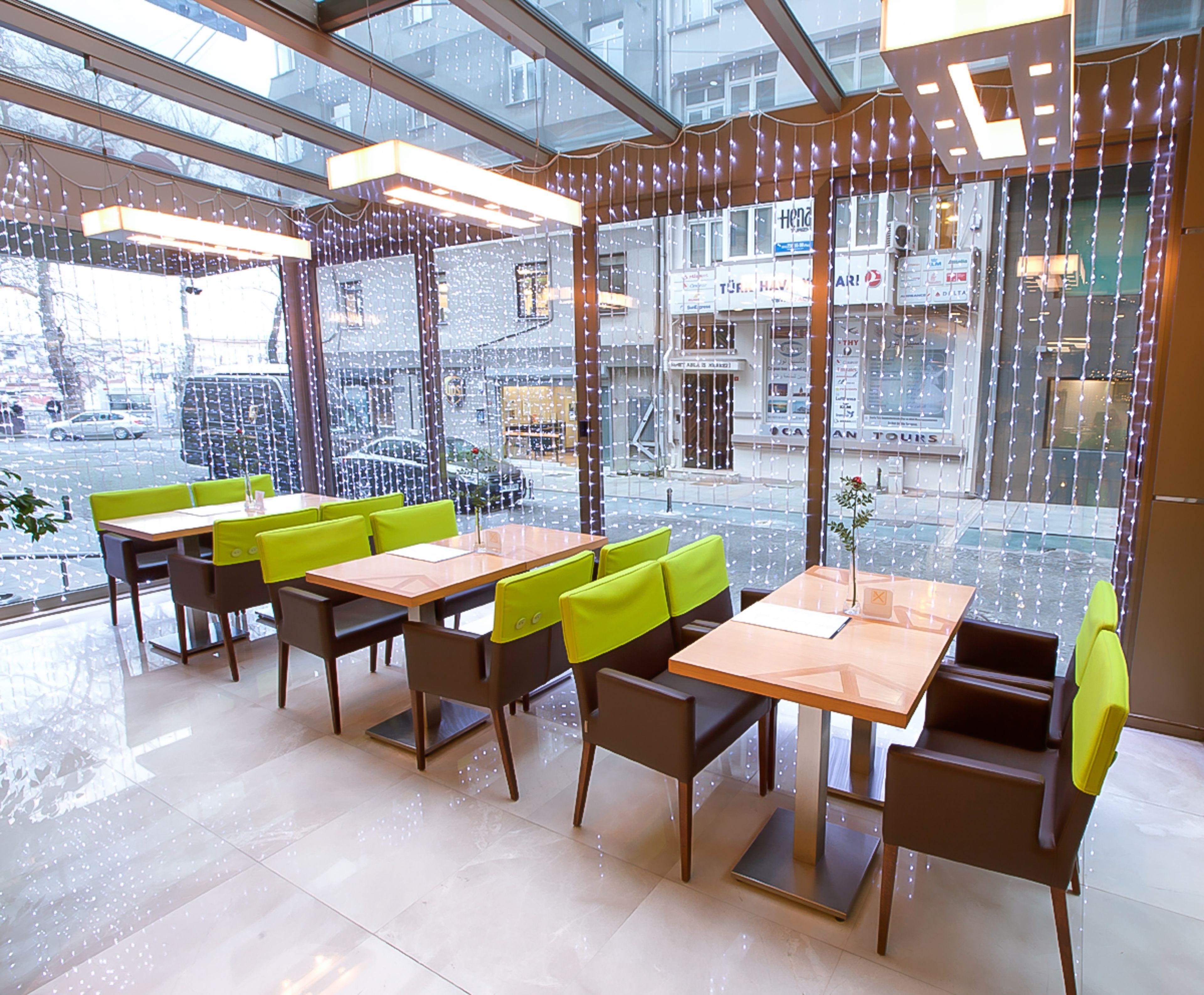 Ramada By Wyndham Istanbul Taksim — Photos 2